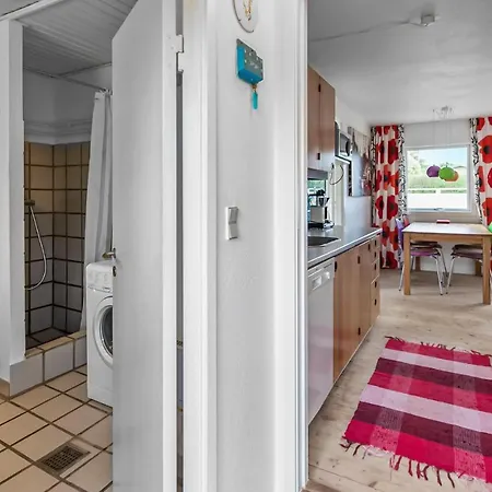 Дом отдыха Beach Front Home In Slagelse With Wifi