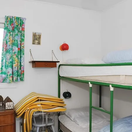 Дом отдыха Beach Front Home In Slagelse With Wifi *