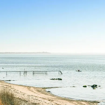 Beach Front Home In Slagelse With Wifi Слагельсе